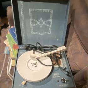 390.29081350 Sears Solid State Vintage Record Player Blue Portable Model