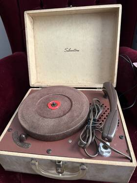 6232 Sears Vintage Silverstone Record Player Model