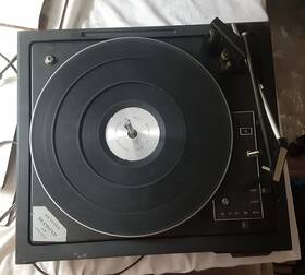 7437 Sears Vintage Turntable Record Player With Genuine Diamond Lp Stylus No Work