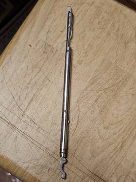 84-14922-0 Sears Silvertone Record Player Stacker Spindle
