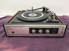90062 Sears/bsr Vtg Solid State Turntable Record Player Stereo Model For Parts