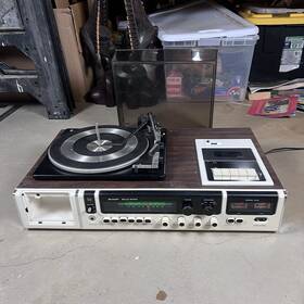 Sg-165u Sharp 1970s 3 In 1 Solid State Music System Record Cassette Radio Player