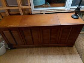 4055.4056.4057.4058 Silvertone Sear And Roebuck Stereo Record Player Wood Console With Speakers Vintage