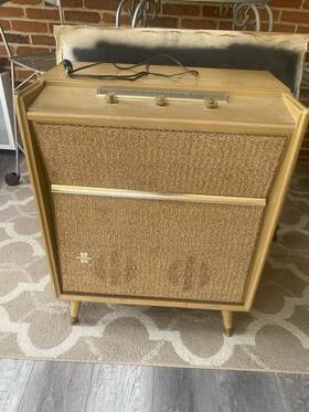 8054 Silvertone 1958 Sears Stereo/turntable Console Model Rare Working