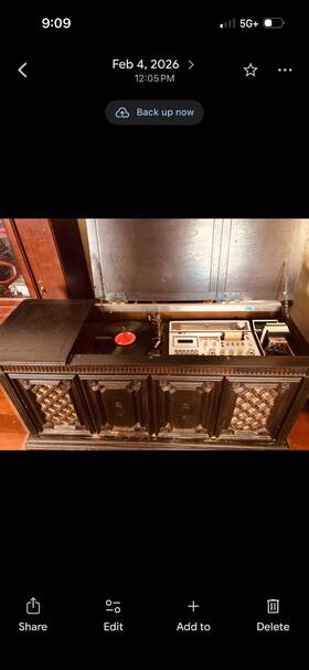 S5510 Soundesign Vintage Record Player Stereo System With Speakers