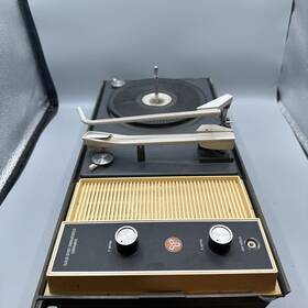 Pn40006 Symphonic Vintage Portable Record Player Model Pn 40006