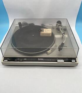 Sl-210 Technics Sl-201 Turntable Record Player Clean Untested Pars Or Repair