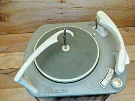 507360 Telefunken 885906/507360 West Germany 4-speed Turntable Record Player Changer
