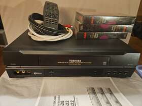 W-522 Toshiba Vhs Vcr Video Cassette Recorder Player 4 Head Hi-fi Stereo Tested