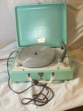 Dc-5901 Truetone True Tone Mint Green Vintage Record Player