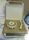 V512s Ge Vintage General Electric Solid State Portable Record Player 45s 33s