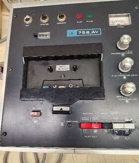 756-av Voice Of Music 756 Av Cassette Player