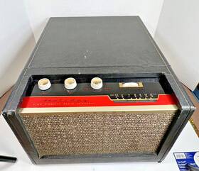 1891-1 Webcor Holiday High Fidelity Radio Fonograf Model Ep 1891-1. See Video
