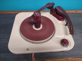 B-141-8 Webcor Vintage Turntable Complete For Parts Or Repair