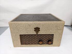 Ep1615-1 Webcor Vintage Mid-century Lark Record Player. Tested Powers On