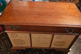 H-m1313b Westinghouse H-m1310b Console Record Player Am/fm Radio