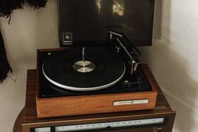 Pcx9000b Westinghouse Vintage Stereophonic Working Record Player Model Walnut