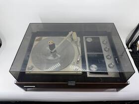 B595 Zenith Vintage Record Player Turntable Am/fm Stereo 36lb Working