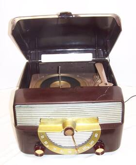 R566 Zenith Working Cobra Matic Model Radio And Record Player Turntable See Video