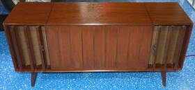 X930 Zenith Stereo Console Mcm