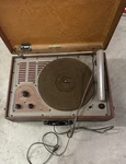 Wilcox-gay Recordette 8J10U Portable Radio Turntable For Parts.. Fixed Price $124.99.