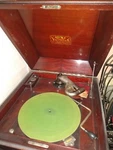 Atq 1922 Mahogany Victor Victrola VV-100 Record Player And Footed Cabinet Works!. Fixed Price $859.00.