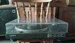 Sony PS-X5 Black Direct Drive Turntable Quartz Lock System 33/45 Rpm. Fixed Price $200.00.
