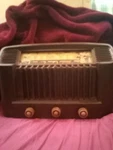 Antique 1947 Bendix Tube Radio Model 626C Superheteroyne Front Lights. Fixed Price $85.50.