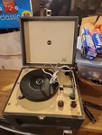 Vintage EL/R-1 Rca Scholastic High Fidelity Portable Record Player Tested Works. Fixed Price $75.00.
