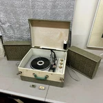 Rare 1961 Rca Victor Portable Suitcase Record Player W Speakers Model 3VC35B. Fixed Price $295.00.