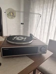 Qlearsoul Clearsoul One-g All-in-one Record Player Turntable Belt Drive 45RPM. Fixed Price $49.00.