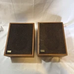 Vintage Realistic Walnut Wooden MC-500 Bookshelf Speakers 40-1981 Tested. Fixed Price $29.99.