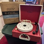 Vintage Wards Airline Phonograph Record Player Turntable 62-707 Gen Red White. Fixed Price $44.10.