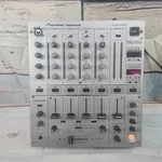 Pioneer DJM-600 Professional Mixer 4-CHANNEL Silver 2000 Model Equipment. Fixed Price $319.96.