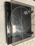 Pioneer PL-590 Turntable. Fixed Price $149.00.