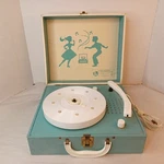 Vintage Lionel Record Player Model 44000-501 Parts Repair. Fixed Price $44.95.