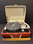 Vintage Rca Victor Portable Suitcase Record Player 3VB13...TURNS On Needs Work. Fixed Price $32.50.