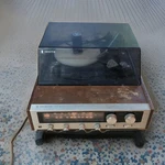 Vintage Zenith C585W: Radio & Solid State/powers On Turntable Doesnt Work. Fixed Price $31.87.