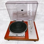 Victor JL-T55 Turntable Record Player With JL-C55 Wood Cabinet Audio Excellent. Fixed Price $299.00.