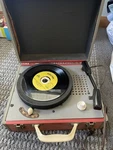 Wards Airline Vintage Record Player 4 Speed- Tested Watch Video. Fixed Price $55.00.