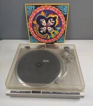 Pioneer PL-400 Quartz Pll Full-automatic Direct Drive Turntable W/ Kiss Record. Fixed Price $149.99.