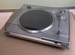 Hitachi HT-202 Turntable. Fixed Price $325.00.