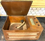 Vintage Truetone D2745A Tube Radio Phonograph Record Player Wood Cabin Rare. Fixed Price $71.99.