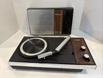 Philips GF300 Built In Speaker Speed Portable Record Player For Parts/repair. Fixed Price $59.90.