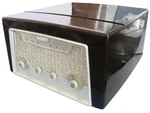 Admiral 5RP4A Bakelite Phonograph/radio - Mid Century Modern 1958. Fixed Price $110.95.