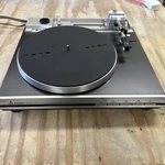 Super Rare Mitsubishi Automatic Quartz Pll LT-22 Working, Good Condition. Fixed Price $750.00.
