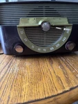1951 Zenith H664 Tube Radio Record Player Cobra Matic Variable Speed Bakelite. Fixed Price $110.00.
