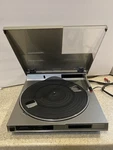 1986 Realistic LAB-2200 Linear Tracking Direct Drive Auto Turntable. Fixed Price $130.00.
