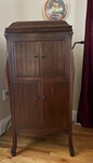 Victrola VV-80 Victor, 1923 Record Player Vintage Cabinet. Fixed Price $125.00.