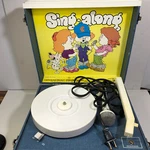 Carron Tone Record Player Model CM-40 Kids Sing Along 33 And 45 Functions Read. Fixed Price $18.75.